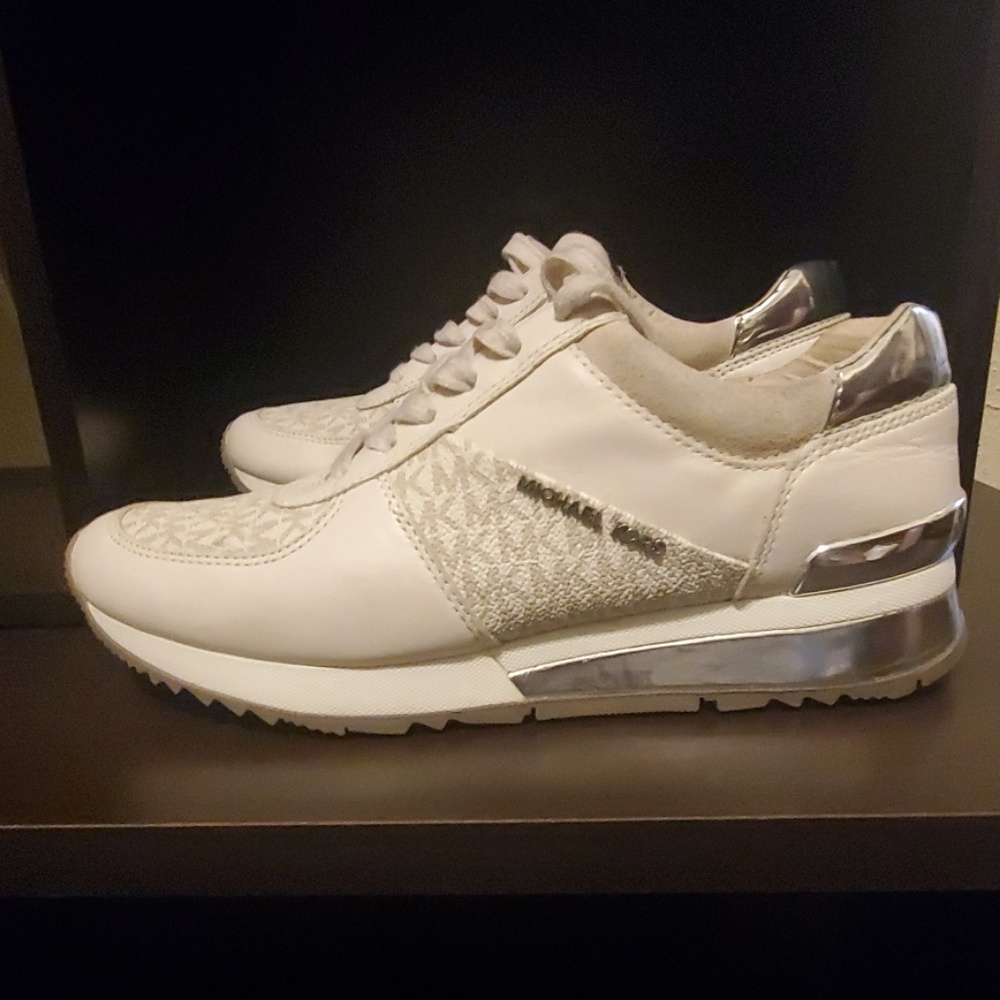 Michael Kor Allie tennis shoe